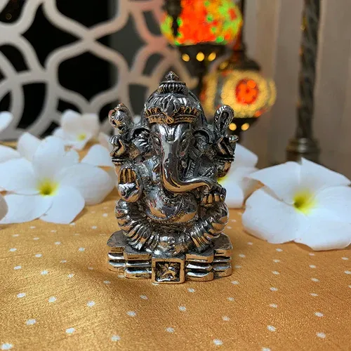 Ganesh Idol with Elephants Showpiece