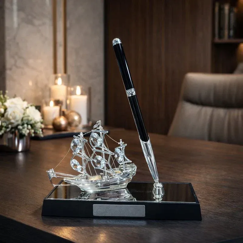 Sail Pen Holder