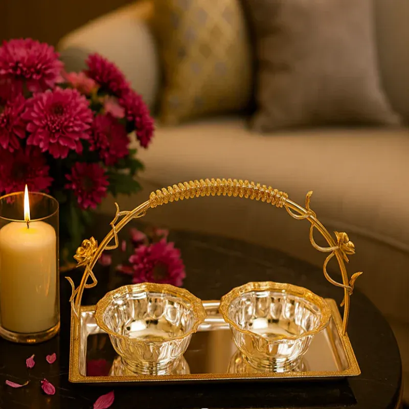 Flower Design Basket with 2 Bowls