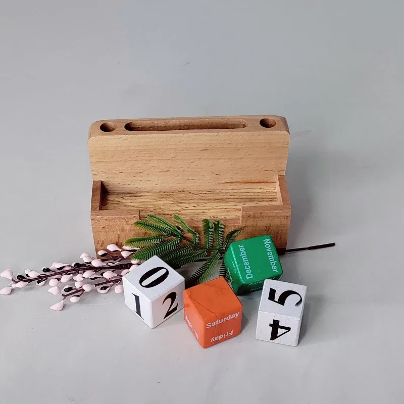 Table Top With Pen Stand & Calender