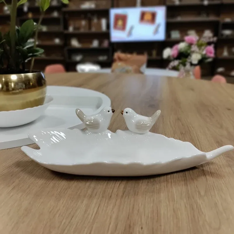 Long Leaf Platter with Bird